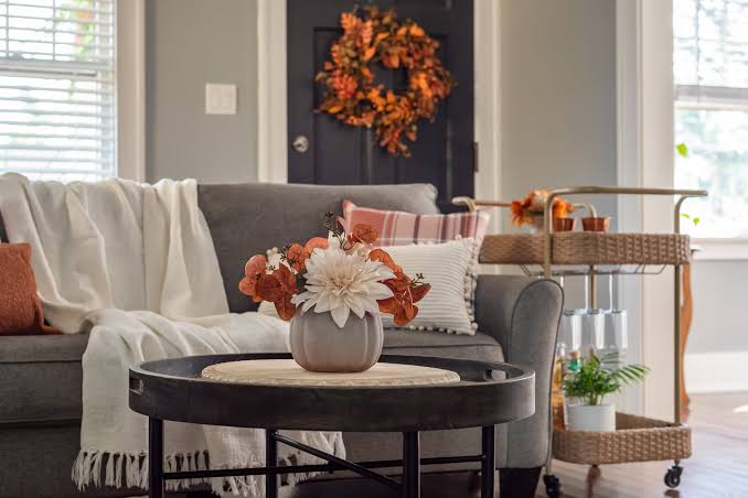 Fall Home Tips: Simple Ways to Make Your Mississauga Home Feel Warm & Welcoming