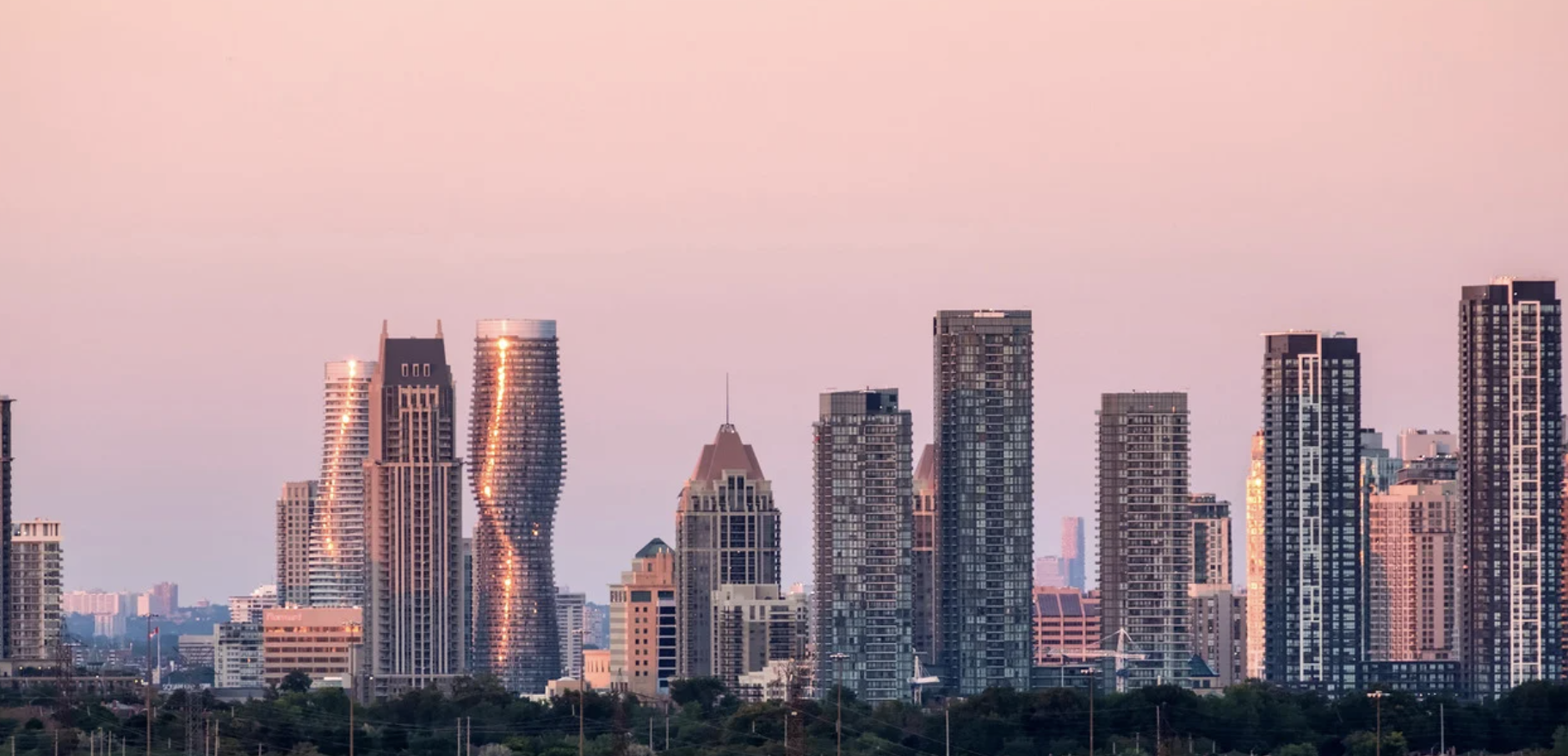 Finding Your Perfect Fit: A Downsizer's Guide to GTA Condo Townhouse Neighbourhoods